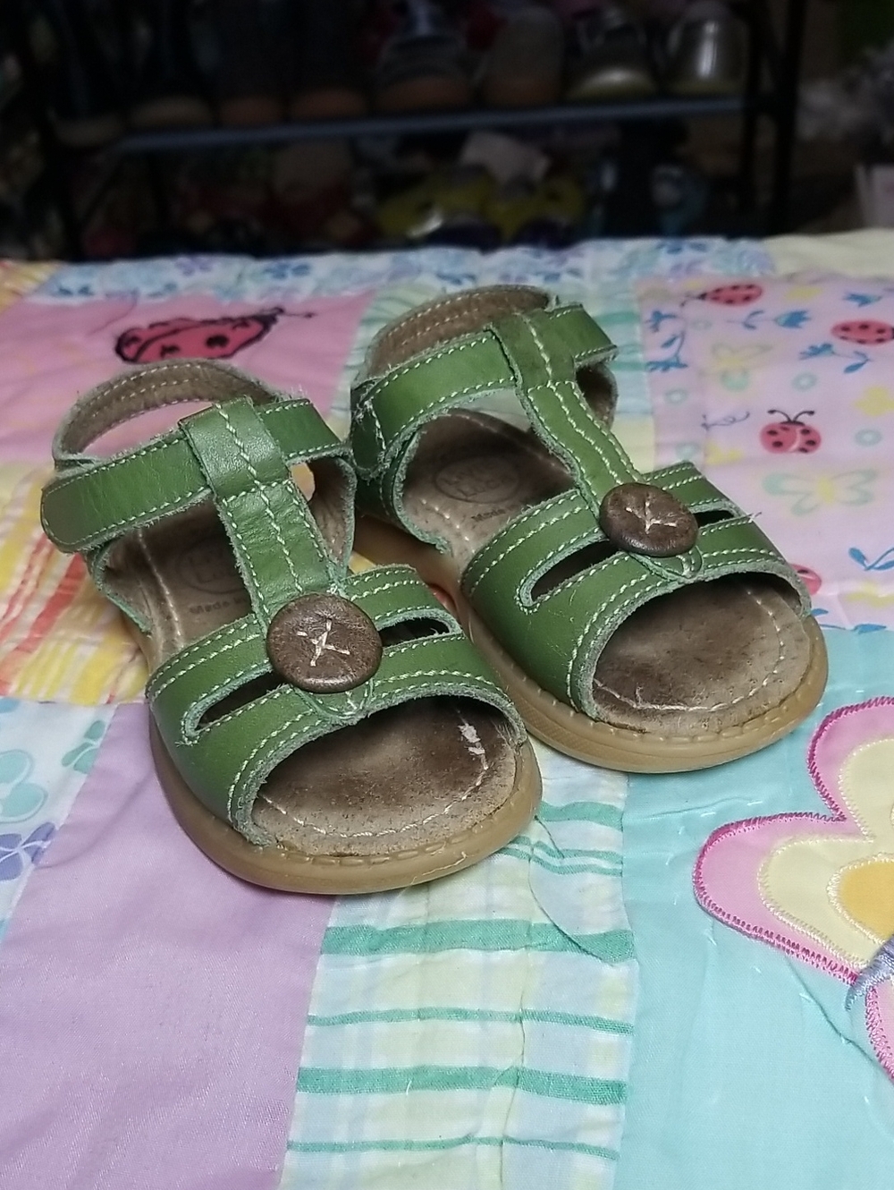 Livie & Luca Green Leather T-Strap Kids Sandals with Button Accent Size 5